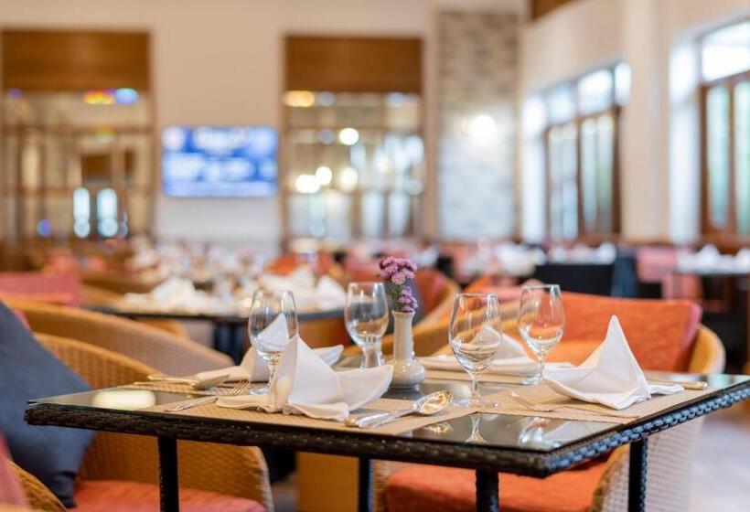 فندق The Empress Premier Chiang Mai   Sha Extra Plus