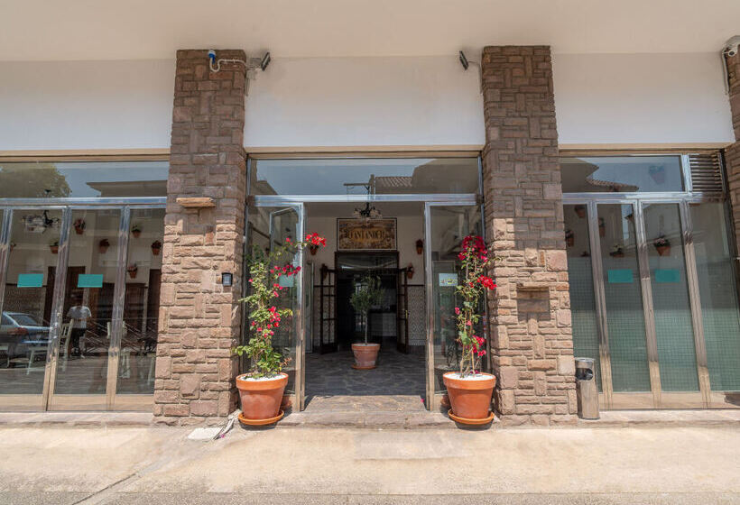 酒店 Alojamientos Valdecilla 3000