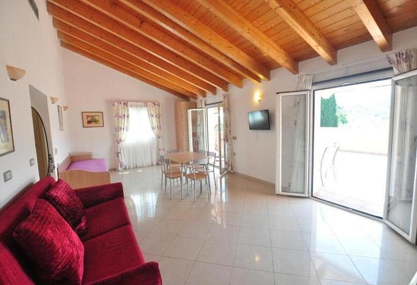 Отель Michelangelo Resort