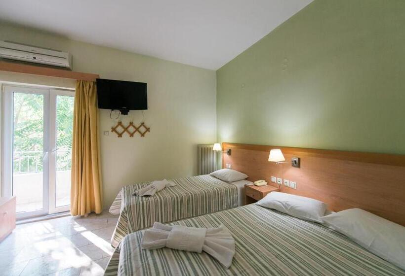 בית מלון כפרי Plaz