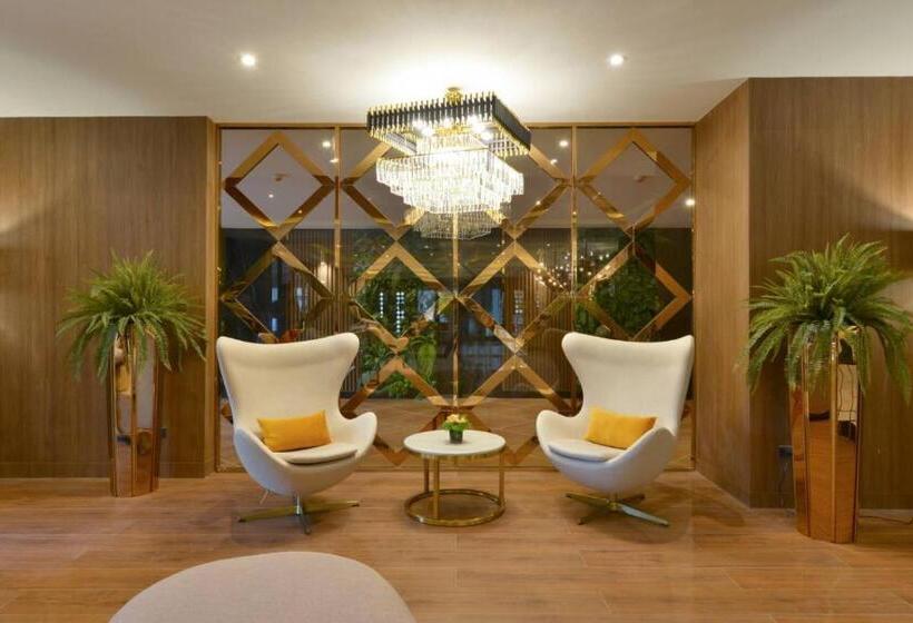 Kastel Pattaya Hotel By Loft Bangkok