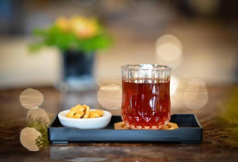 Kastel Pattaya Hotel By Loft Bangkok