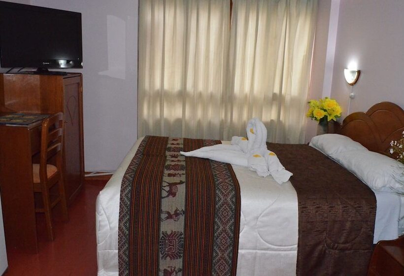 فندق صغير La Joya Imperial