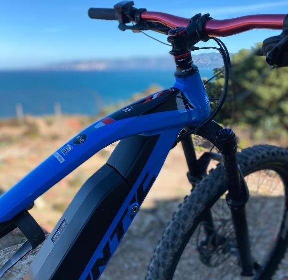 B&b Domus De Janas Gonnesa