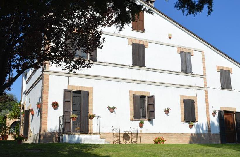 تختخواب و صبحانه Antico Casale Fossacieca