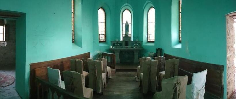 مبيت وإفطار Château De Villeneuve   Montolieu