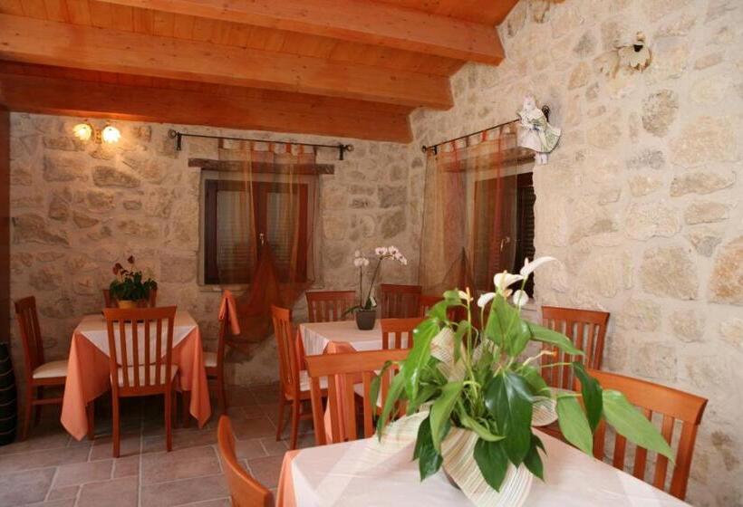 مبيت وإفطار Country House Antiche Dimore