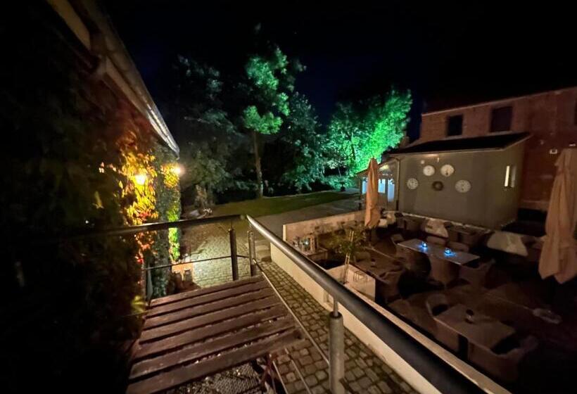 住宿加早餐  De Verborgen Parel