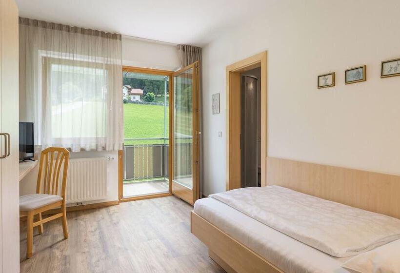 צימר Garni Schorneck