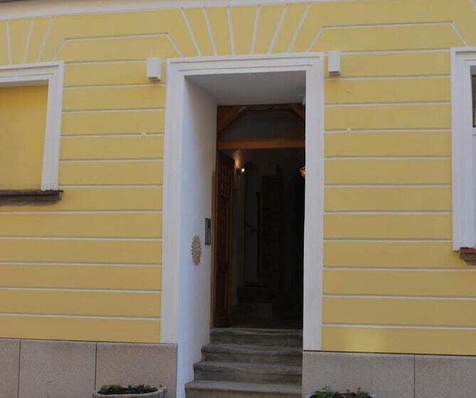 צימר Gasthof Zur Goldenen Sonne