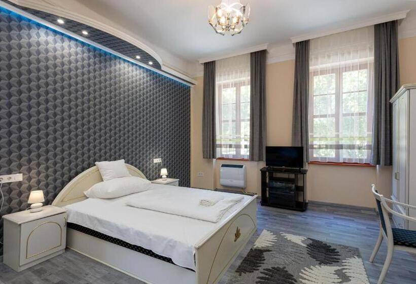 住宿加早餐 Illés