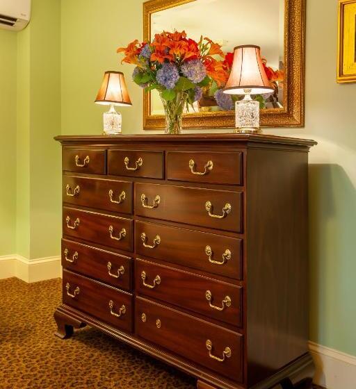 Bed and Breakfast Ivy Lodge