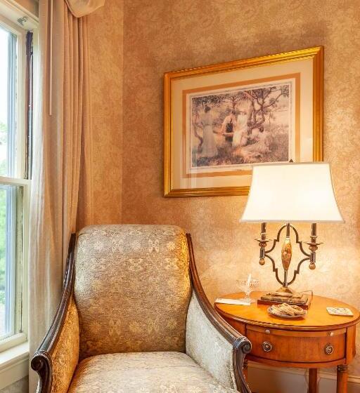 Bed and Breakfast Ivy Lodge