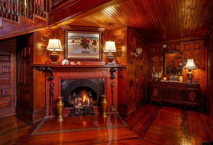 Bed and Breakfast Ivy Lodge