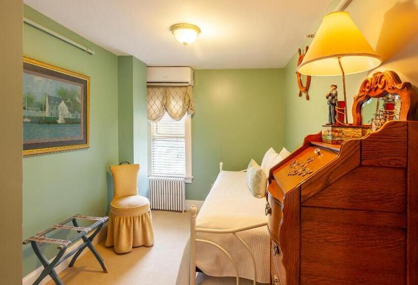 Bed and Breakfast Ivy Lodge