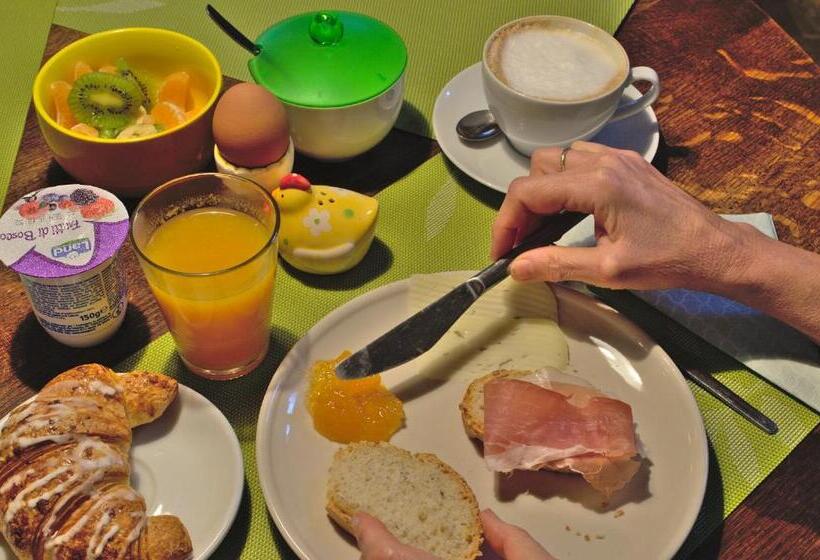 مبيت وإفطار La Girandola