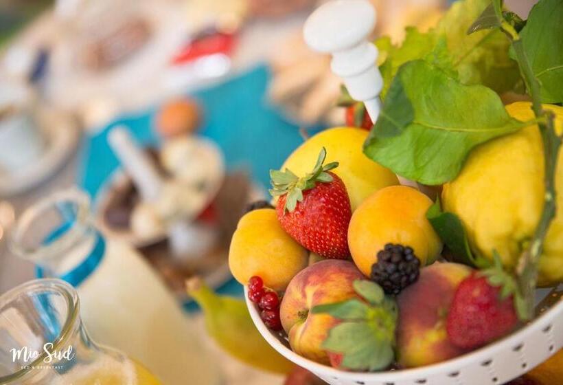 تختخواب و صبحانه Mio Sud