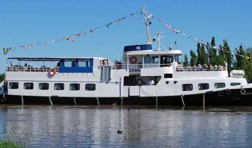 ベッドアンドブレックファースト Pensionat Prästgården