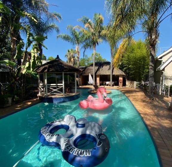 Bed and Breakfast Summerview Guest Lodge