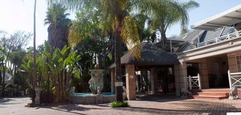 Bed and Breakfast Summerview Guest Lodge