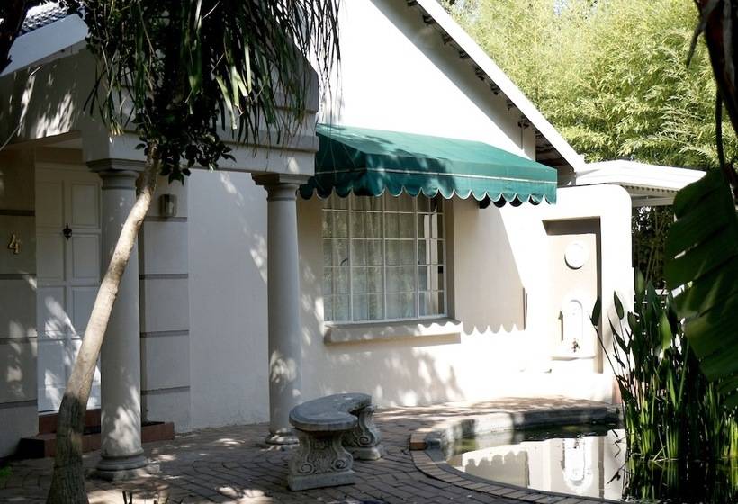 Bed and Breakfast Summerview Guest Lodge