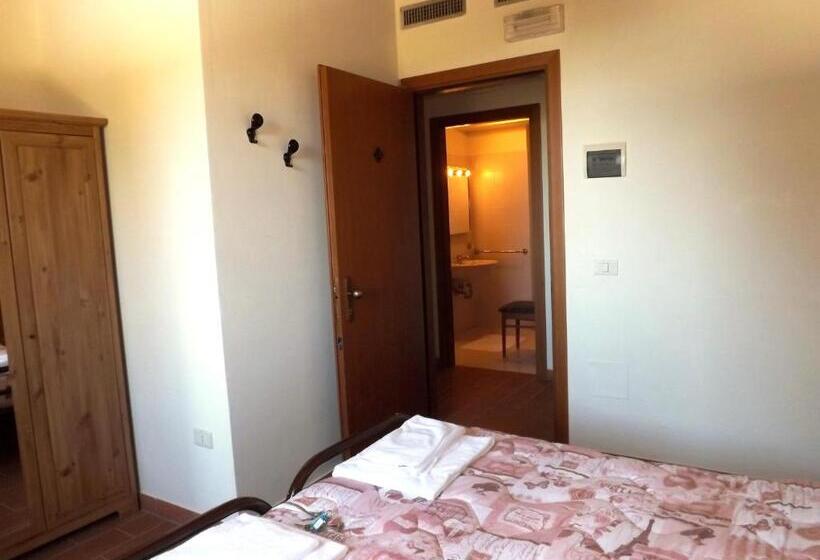 مبيت وإفطار Tenuta Villa Colle Sereno