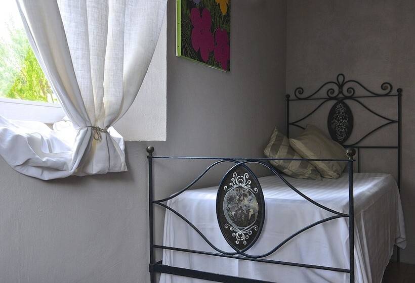 مبيت وإفطار Tuttaterra