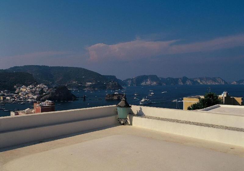 ベッドアンドブレックファースト Villa Laetitia