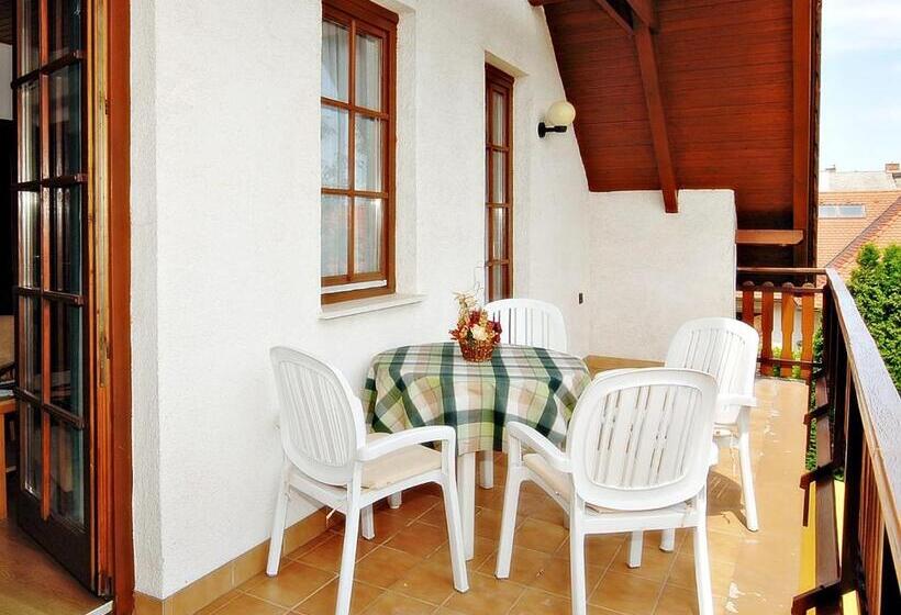 צימר Zsuzsa Panzió