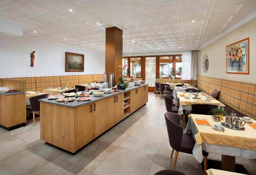 Garni Hotel Tritscherhof