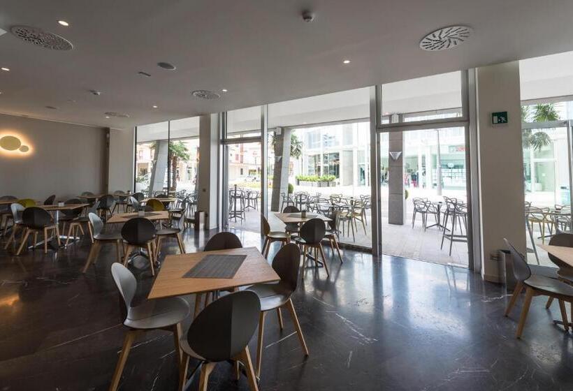 Hesperia Hotel & Residence