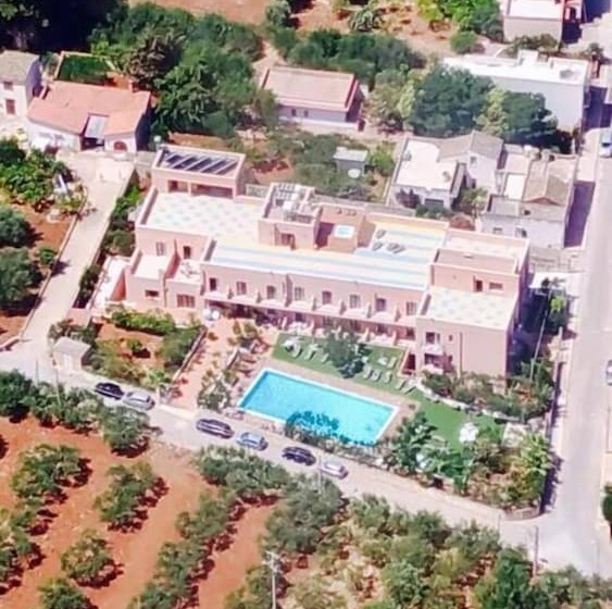 בית מלון כפרי Achibea