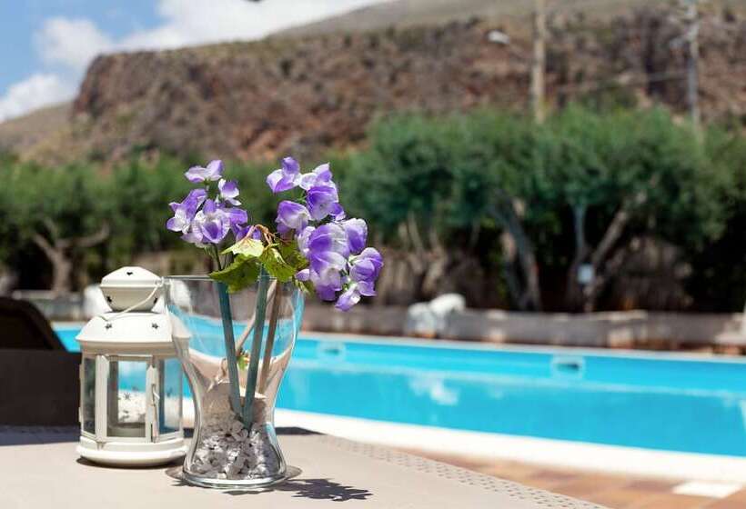 בית מלון כפרי Achibea