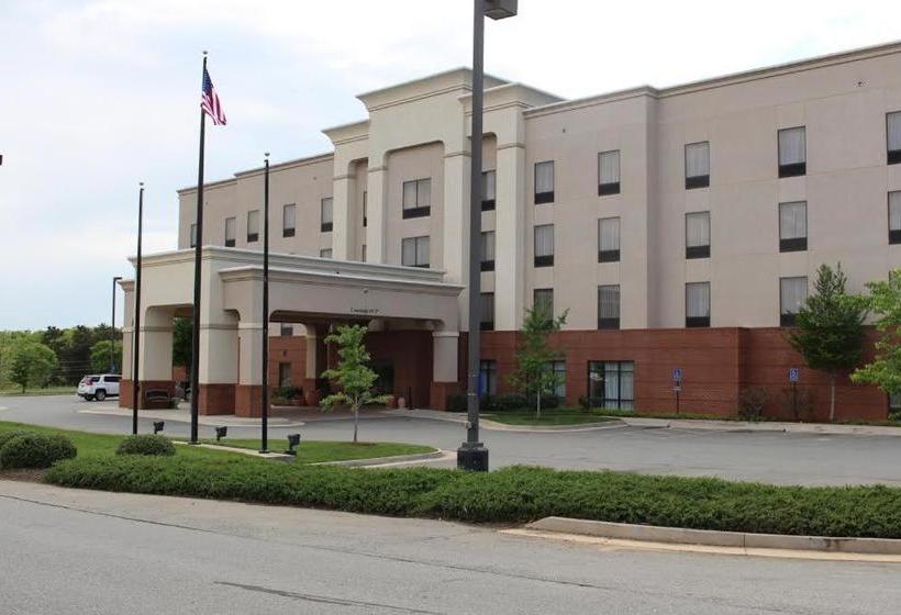 호텔 Hampton Inn Gretna