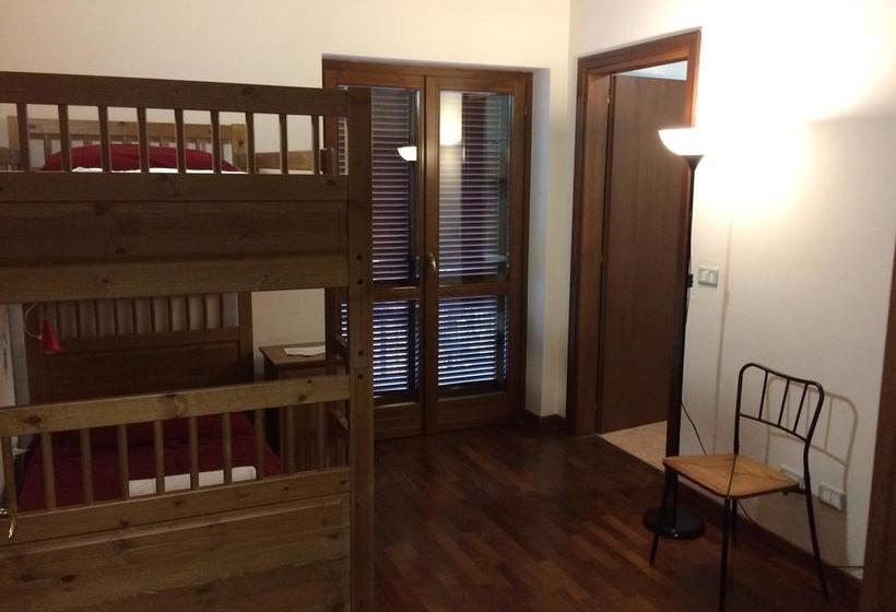 בית מלון כפרי Cascina Govean