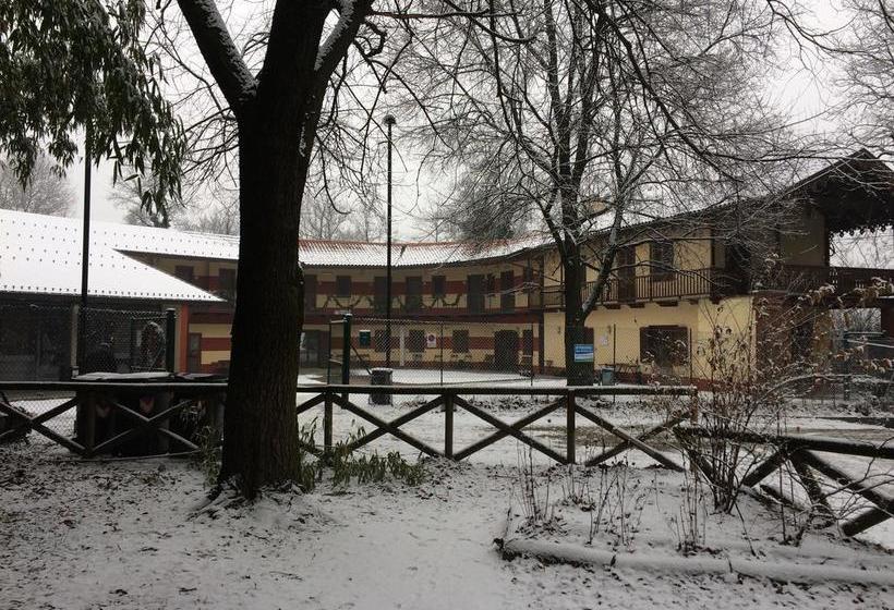 בית מלון כפרי Cascina Govean