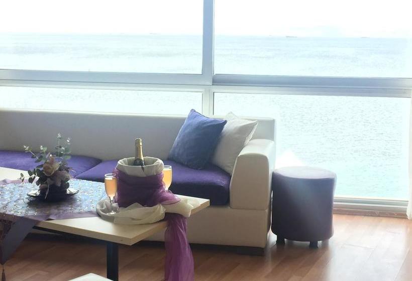 בית מלון כפרי Club Rose Bay