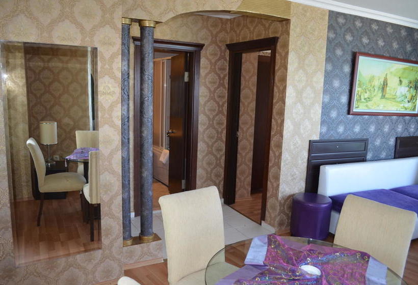 בית מלון כפרי Club Rose Bay