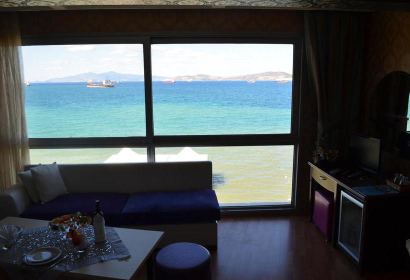 בית מלון כפרי Club Rose Bay