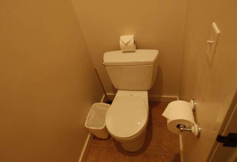 فندق Destinations Inn Theme Rooms