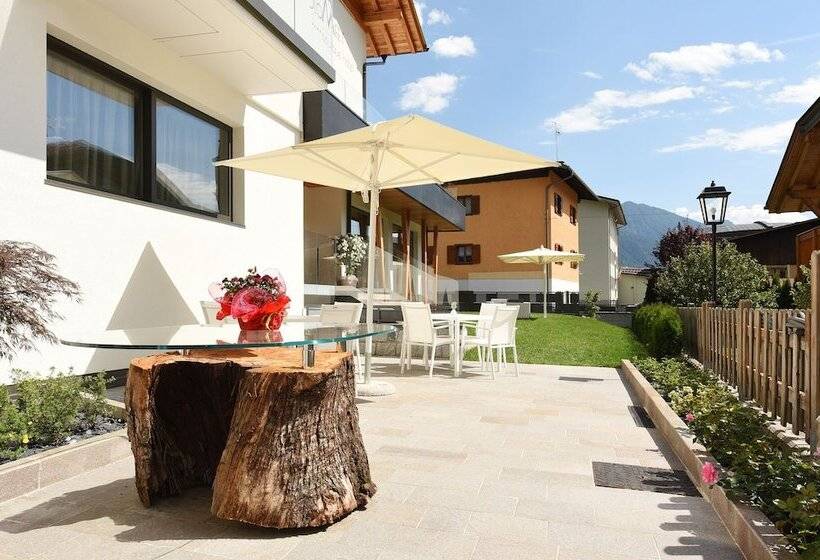 هتل Dolomeet Boutique