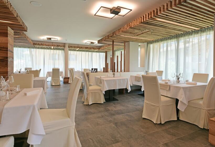 酒店 Dolomeet Boutique