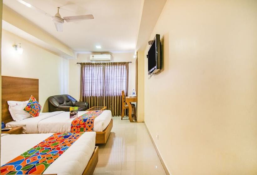 Fabhotel Jansi Deluxe   Nr Gandhipuram Bus Stand