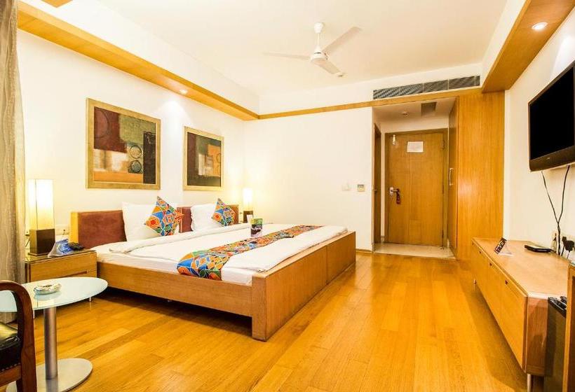 فندق Fab Raj Darbar Iffco