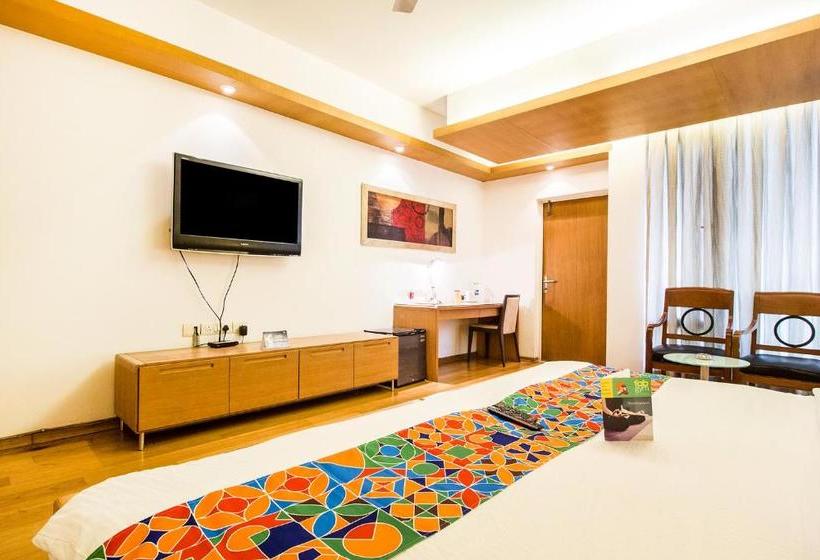 Отель Fab Raj Darbar Iffco