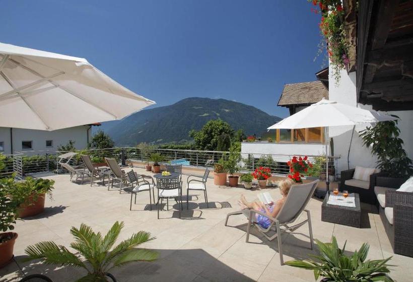 Garni Hotel Tritscherhof