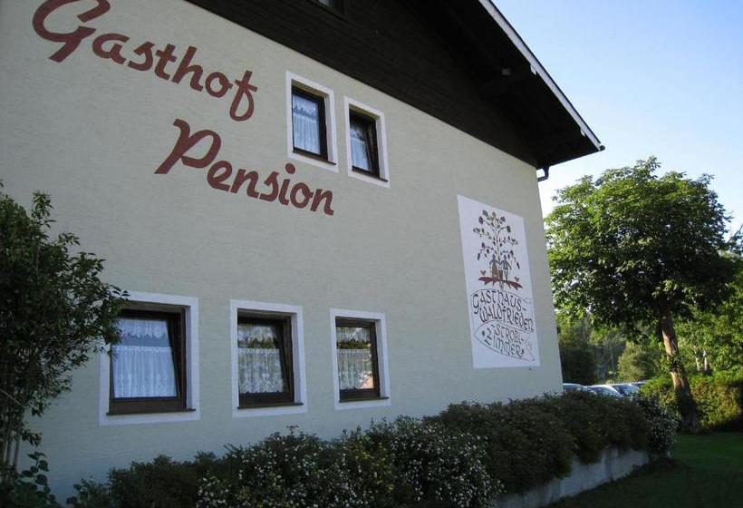 ホテル Gasthof Strobl Waldfrieden Garni