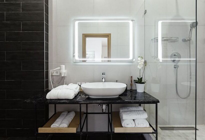 בית מלון כפרי Goodzone Club