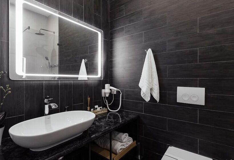 هتل Goodzone Club