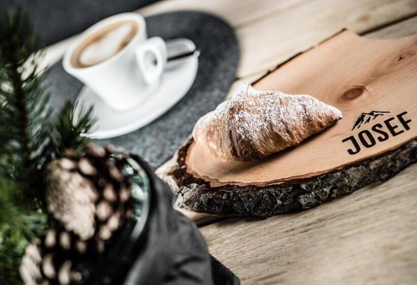 酒店 Josef Mountain Resort